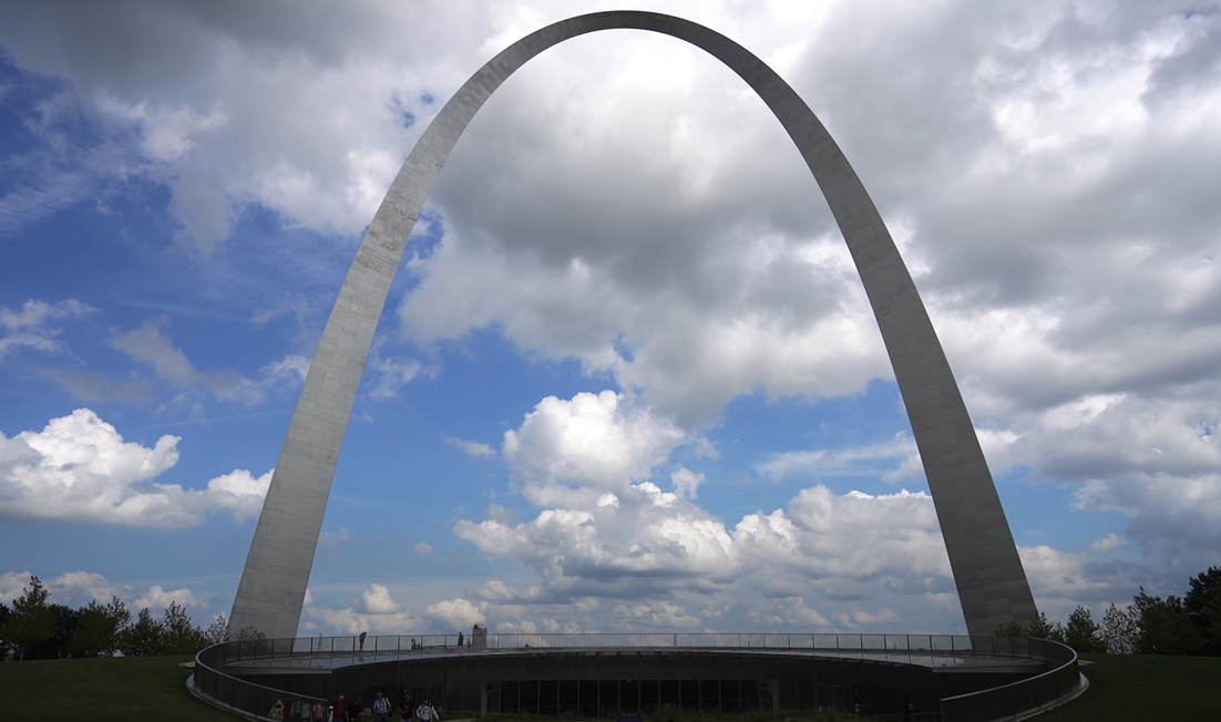 Why is Gateway Arch National Park a good place for boondocking?
